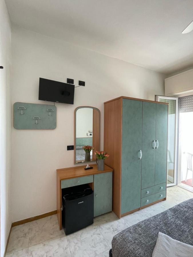 Hotel Haway Rimini Exteriér fotografie