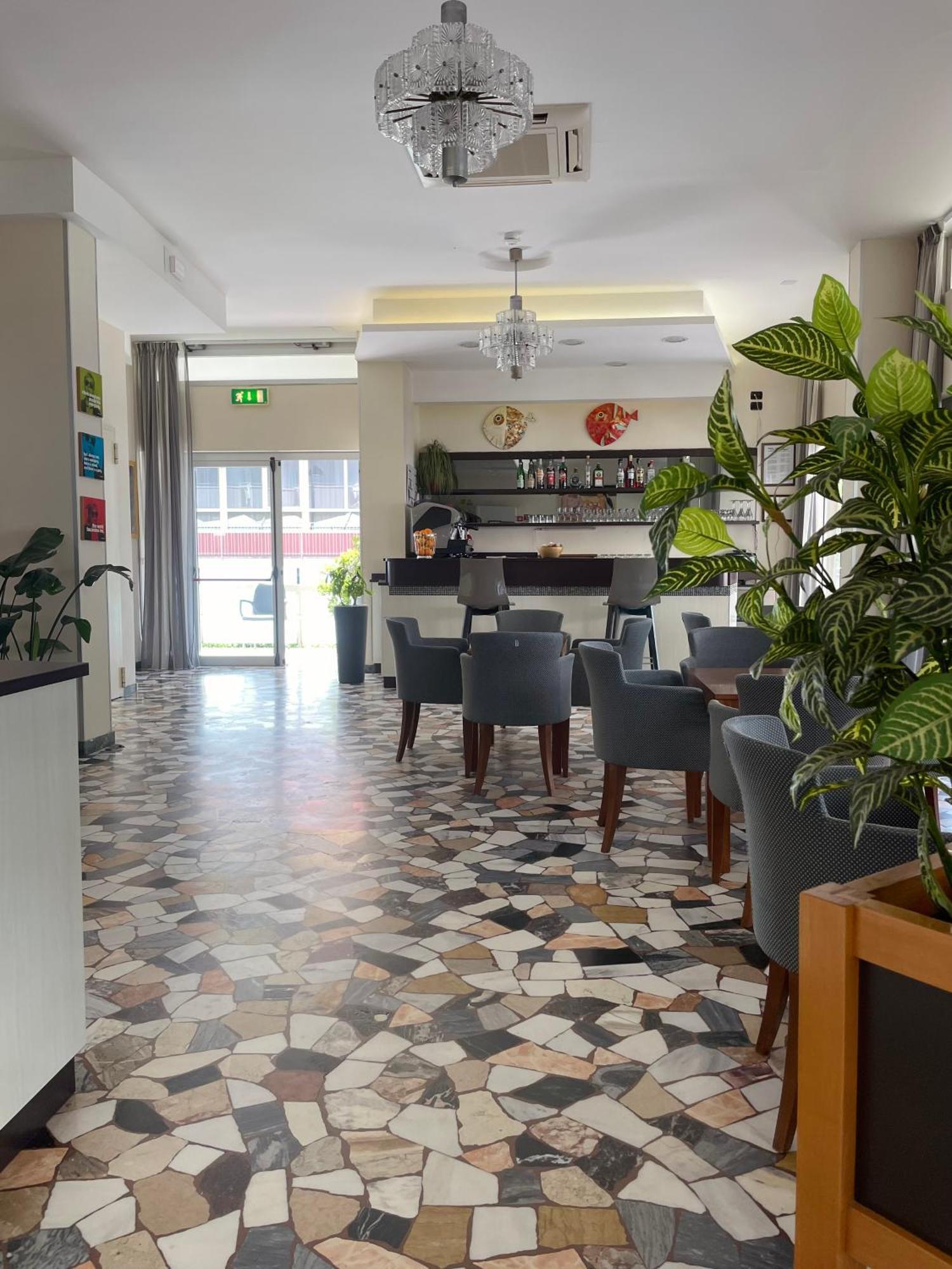 Hotel Haway Rimini Exteriér fotografie