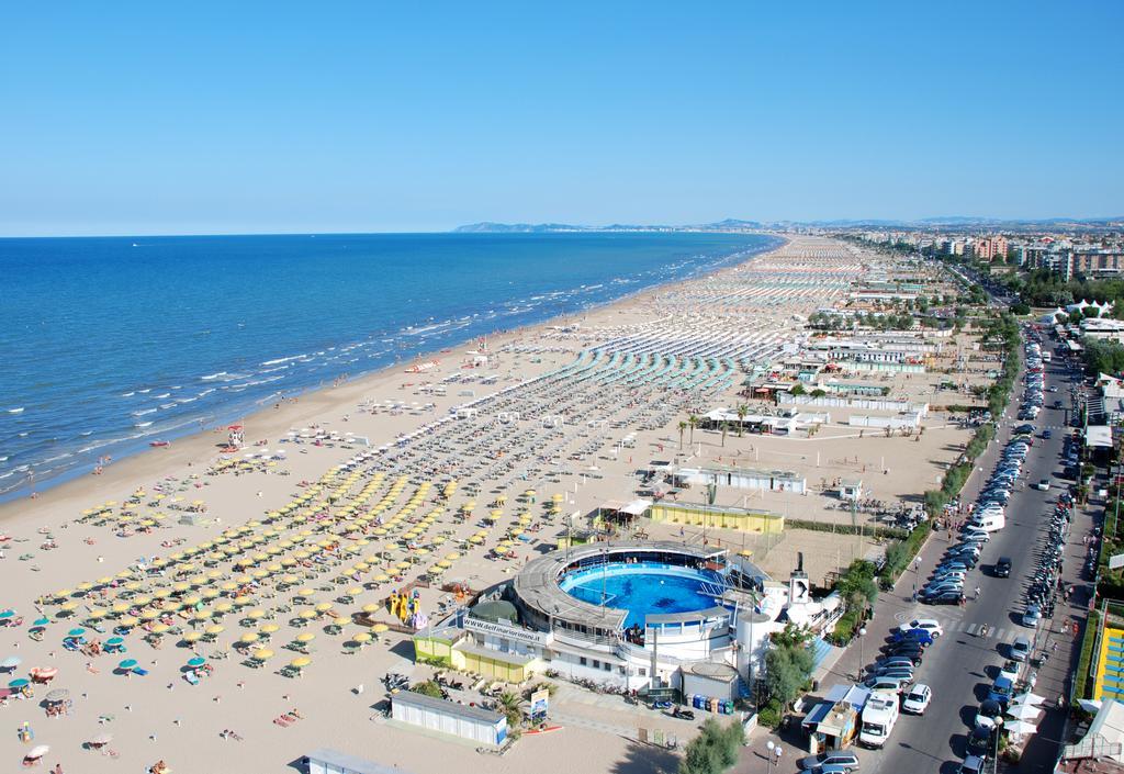 Hotel Haway Rimini Exteriér fotografie
